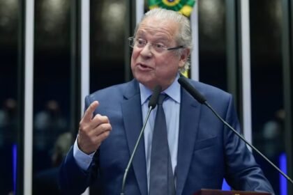 A volta de José Dirceu: quase 20 anos após ser cassado, petista discursa no Congresso