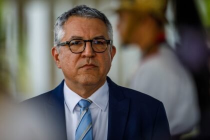 Padilha diz que crise com Congresso está superada | Política